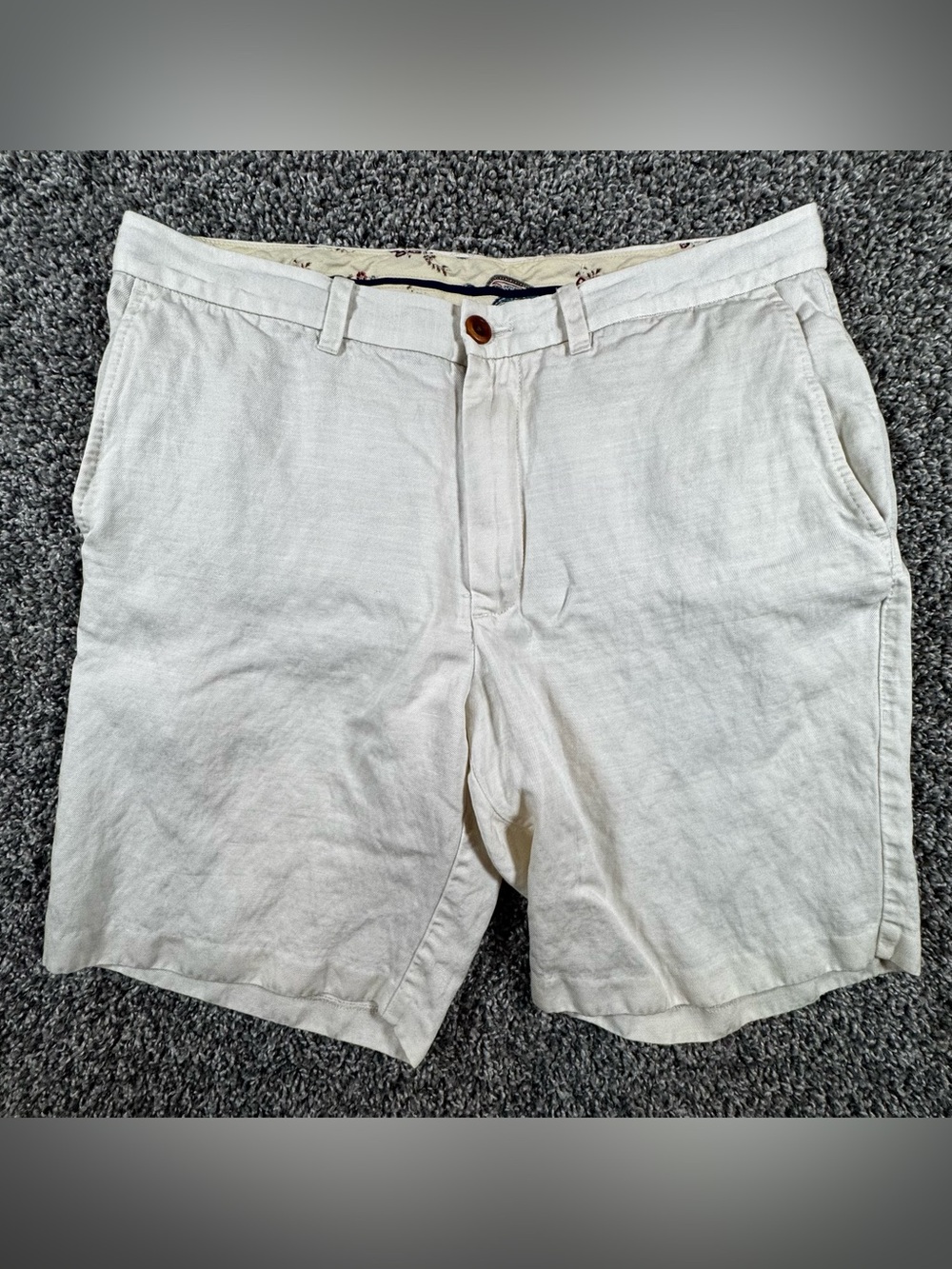 Tommy Bahama Men’s 32 Ivory Linen Blend Flat Front Shorts 9” Beach Coast Golf